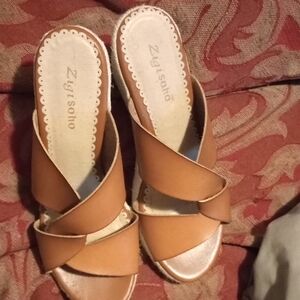 Zigi Soho Women's Tan Sandals